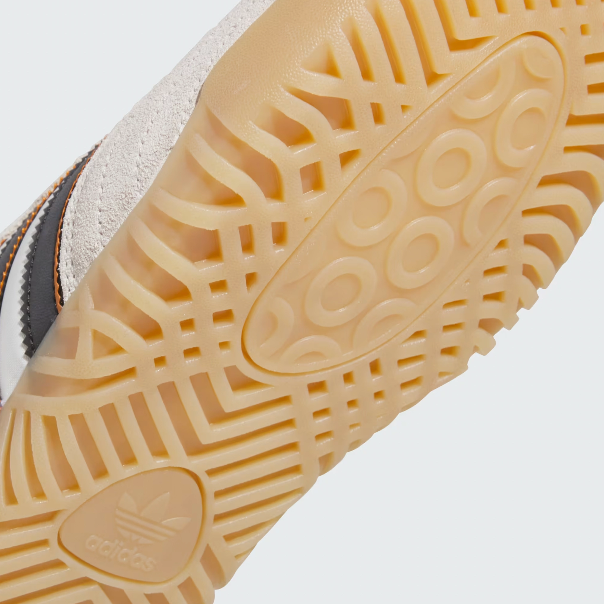 Adidas Bone Shoes ADIDAS BUSENITZ INDOOR SUPER BLISS / CORE BLACK / OFF WHITE