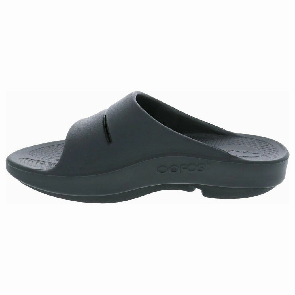 Spiked Flat Shoes OOFOS 1100