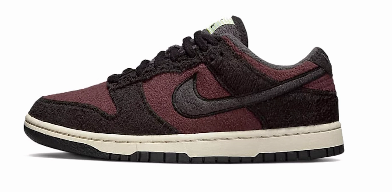 Asics Shoes Gel-1130 Nike Dunk Low SE "Fleece Pack Burgundy Crush"