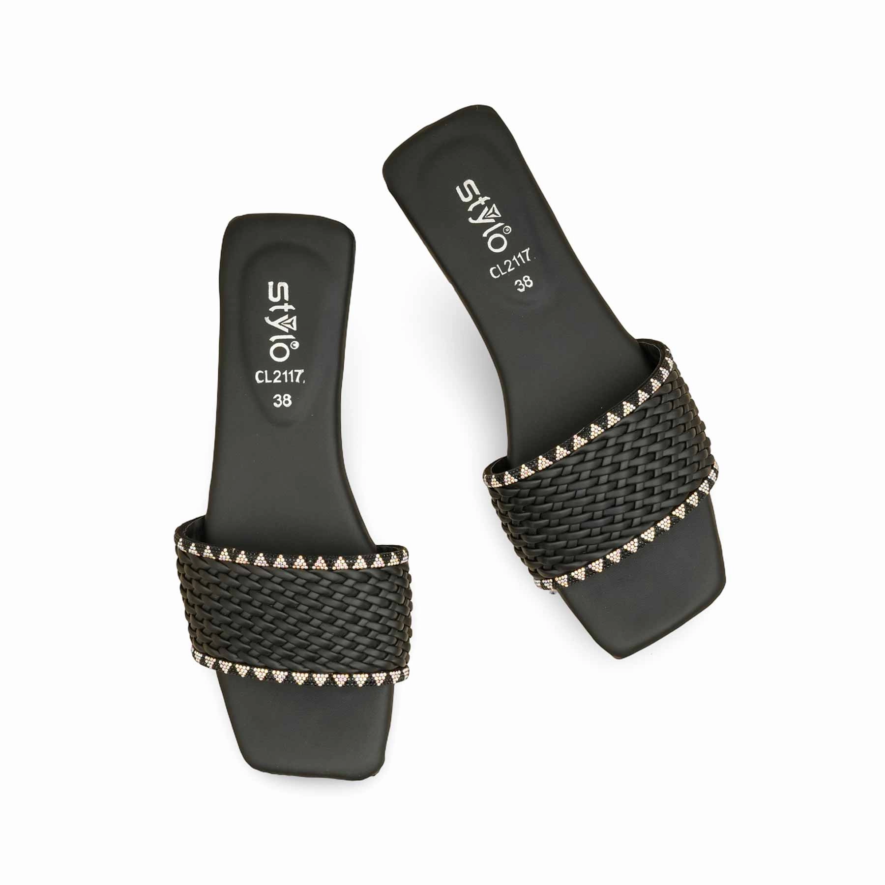 Fuzzy Outdoor Slippers Black Casual Slipper For Ladies CL2117