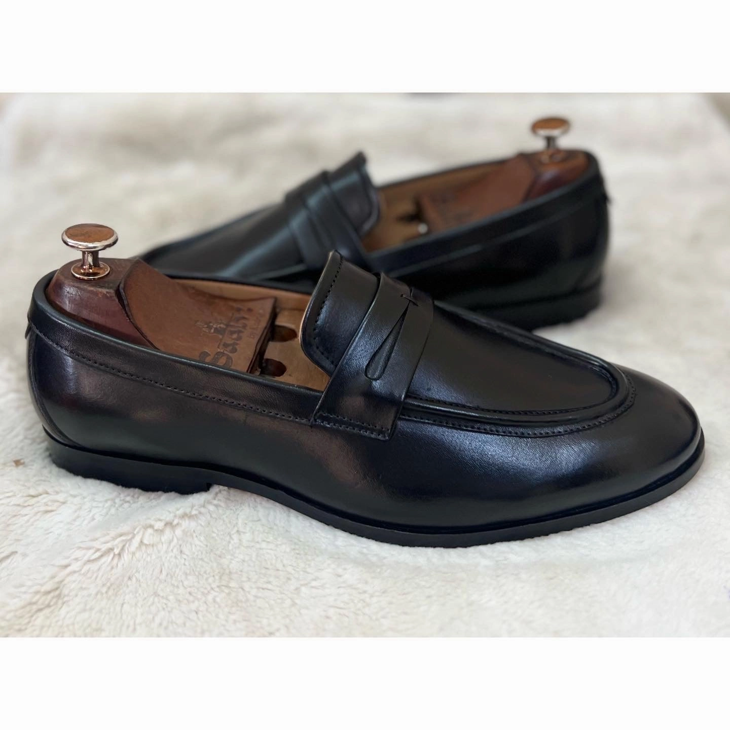 Gravis Loafers Black Penny Loafers