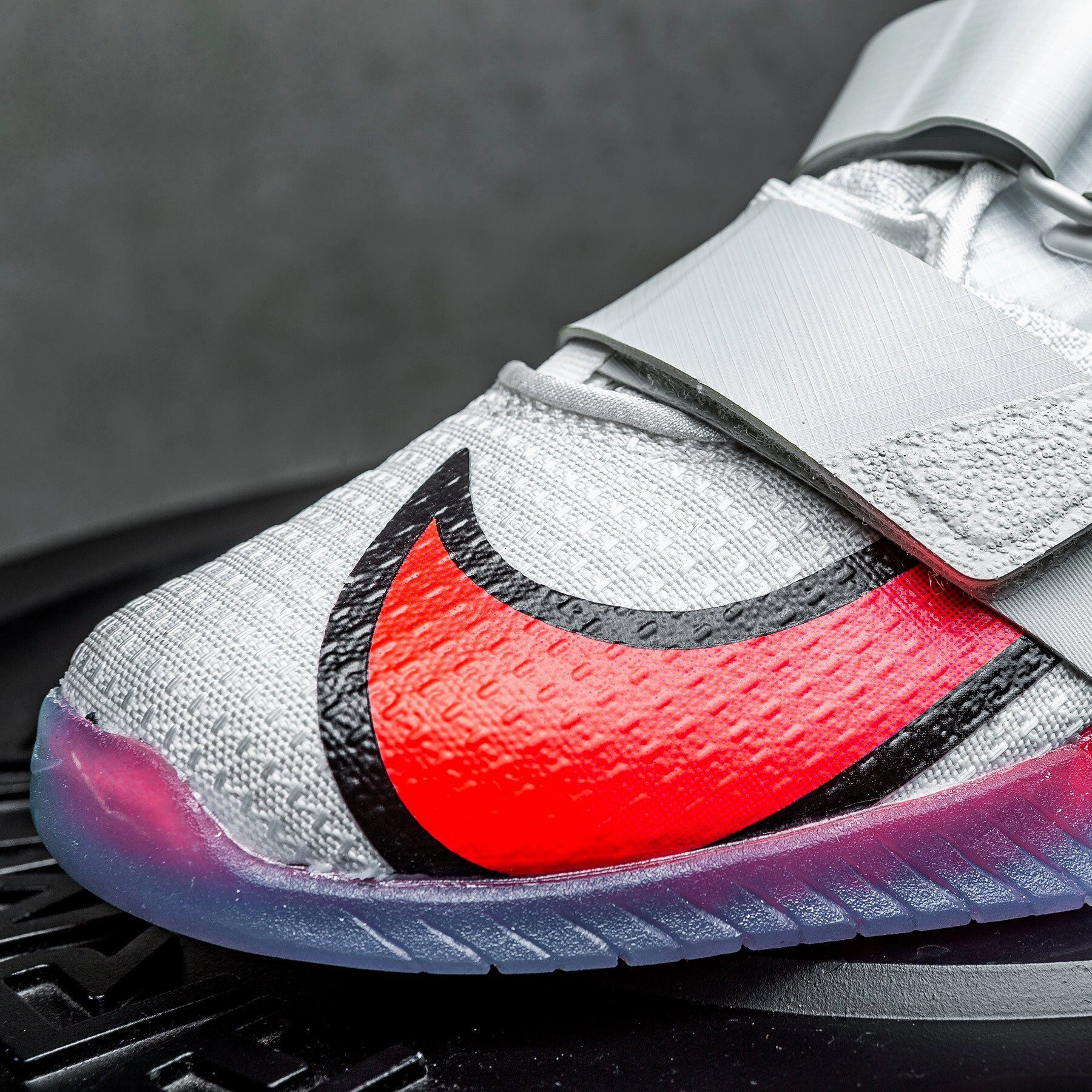 Asics Gel Quantum 180 Running Shoes NIKE - ROMALEOS 4 SE Women's Training Shoe - PALE IVORY/HYPER VIOLET-FLASH CRIMSON