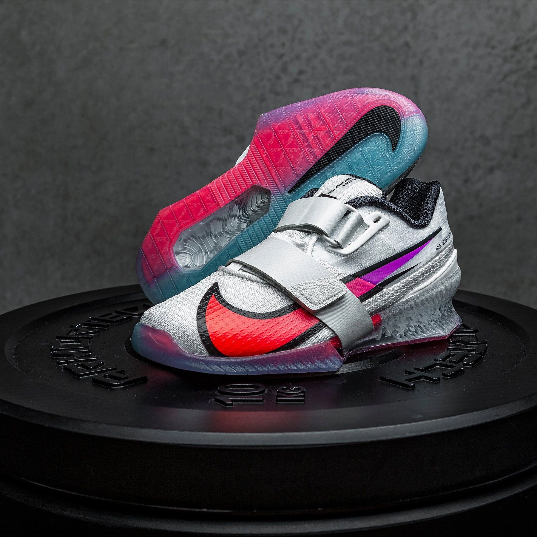 NIKE - ROMALEOS 4 SE Women's Training Shoe - PALE IVORY/HYPER VIOLET-FLASH CRIMSON Asics Gel Tactic 2 Volleyball Shoes