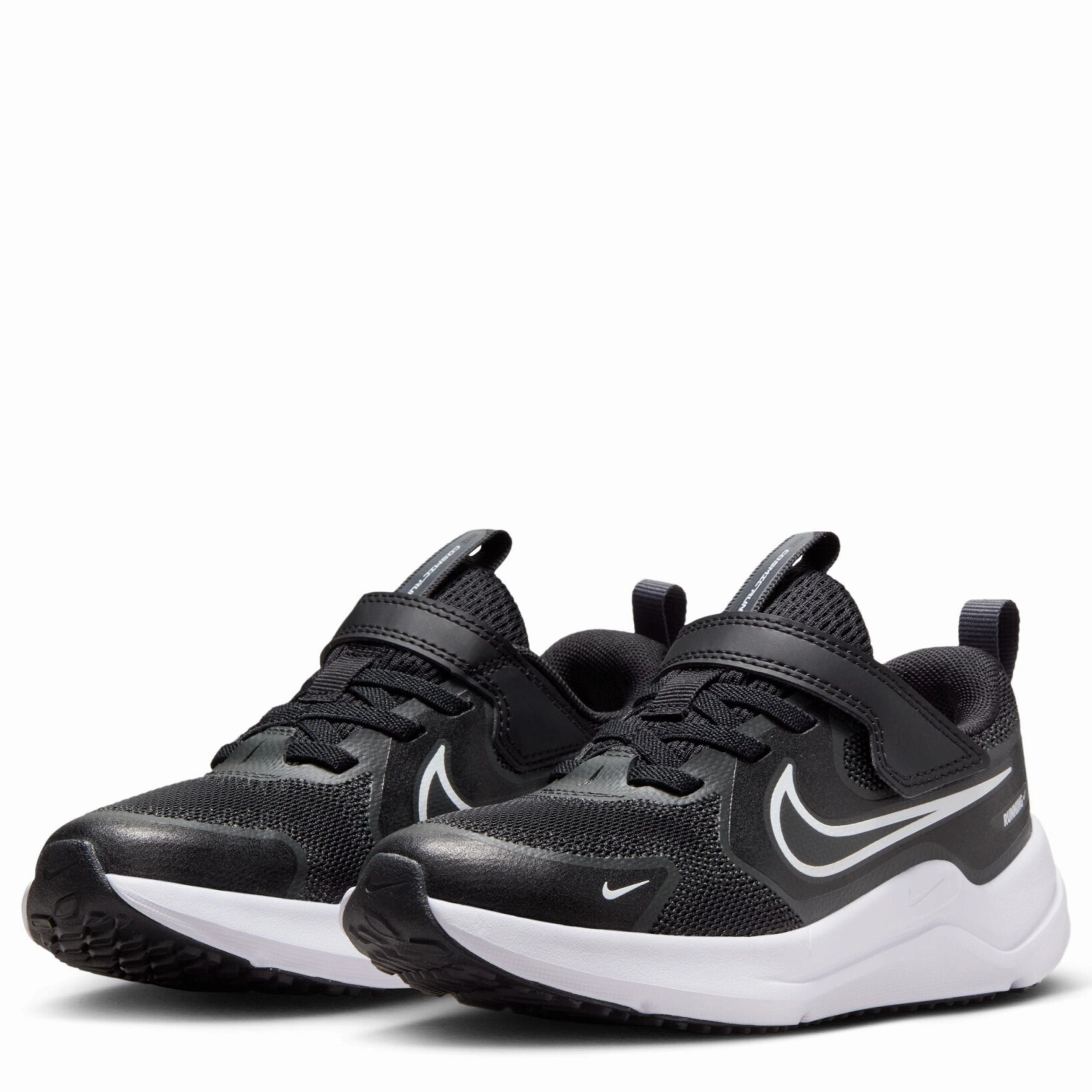 Cosmic Runner (Little Kid) Mazino Sneakers