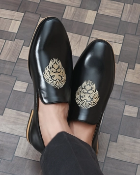Platform Loafers Carlos Black Embroidered Loafers