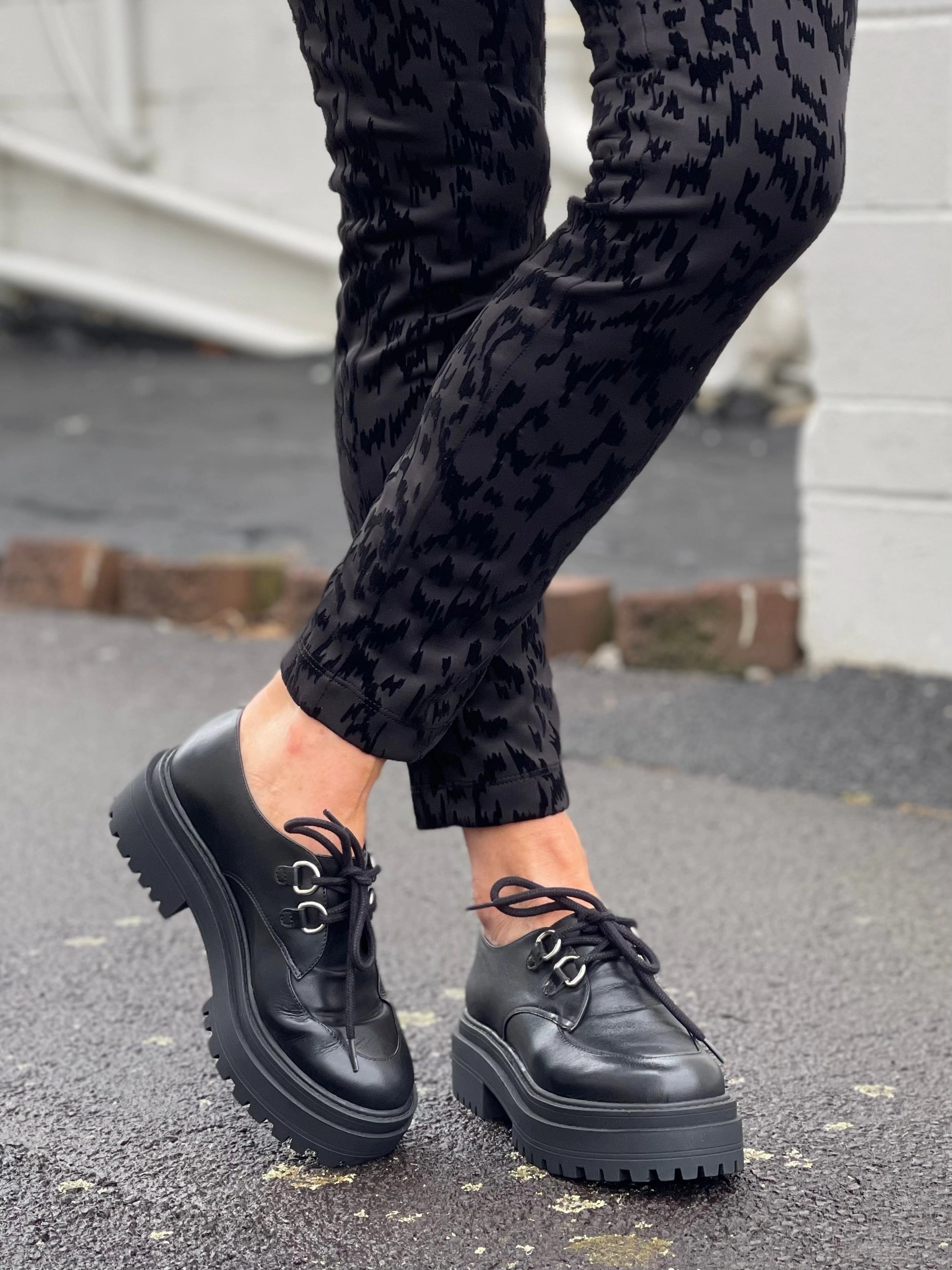 Patina Loafers Carrano Charm available in 2 colours