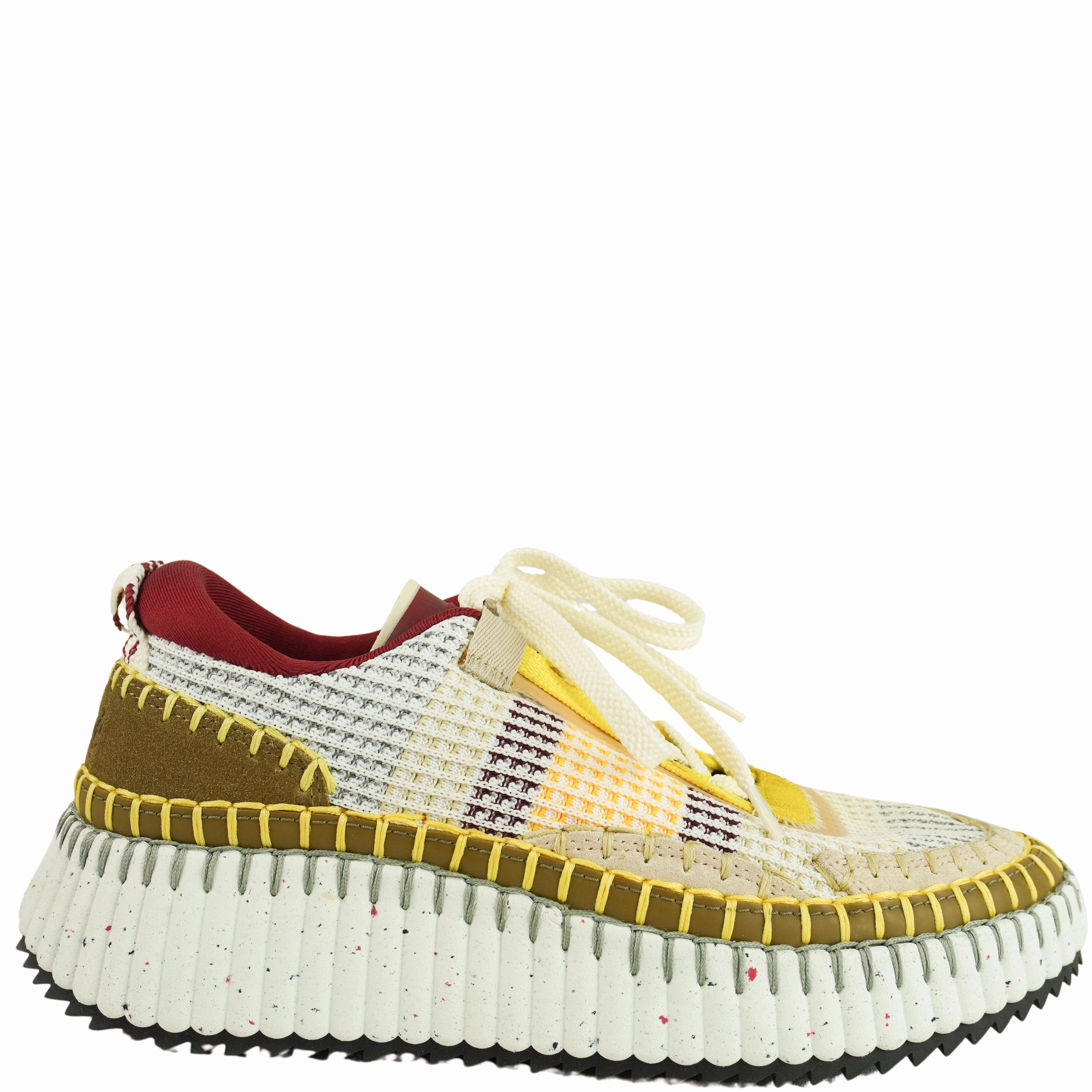 Feather Flat Shoes Chlo Nama Sneakers in Light Khaki