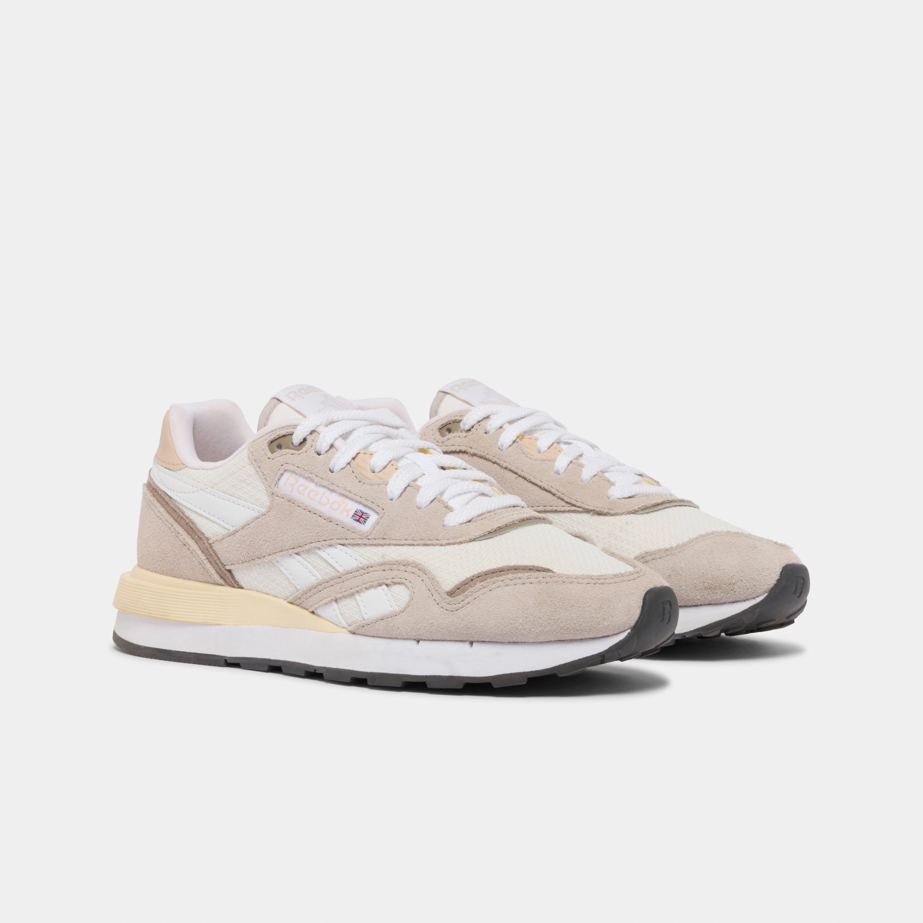 Best Daily Running Shoe Classic Nylon 89 Moonstone/Gritty Grey/White