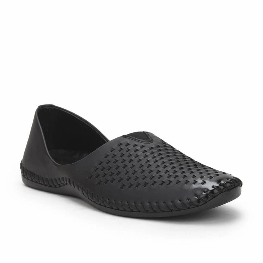Fortune Black Casual Mojari Shoes For Men Avn-40 By Liberty Loafers For Work