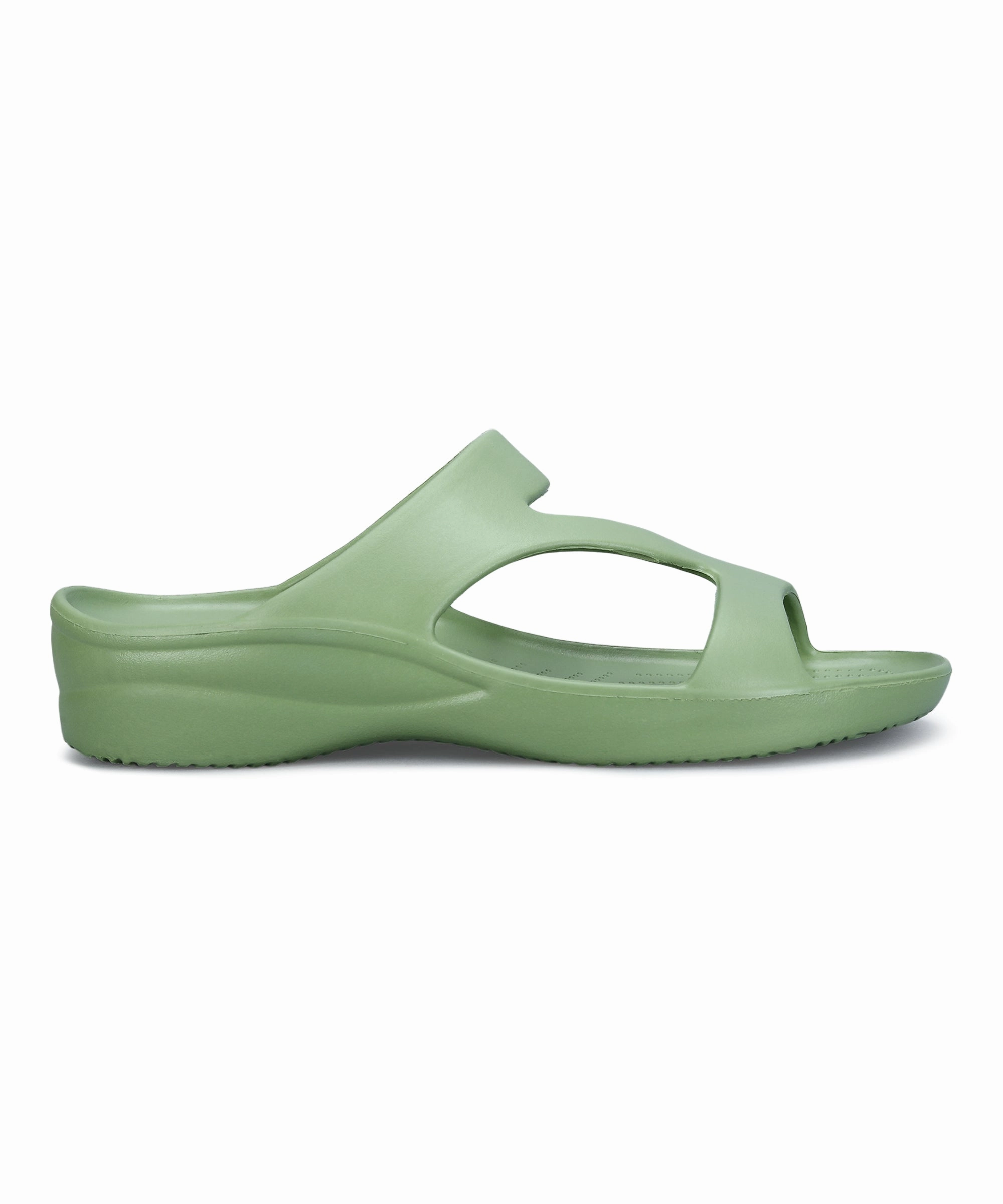 Paragon Women's Lightweight, Washable and Durable Green Slippers for Everyday Use All Types Of Flip Flops