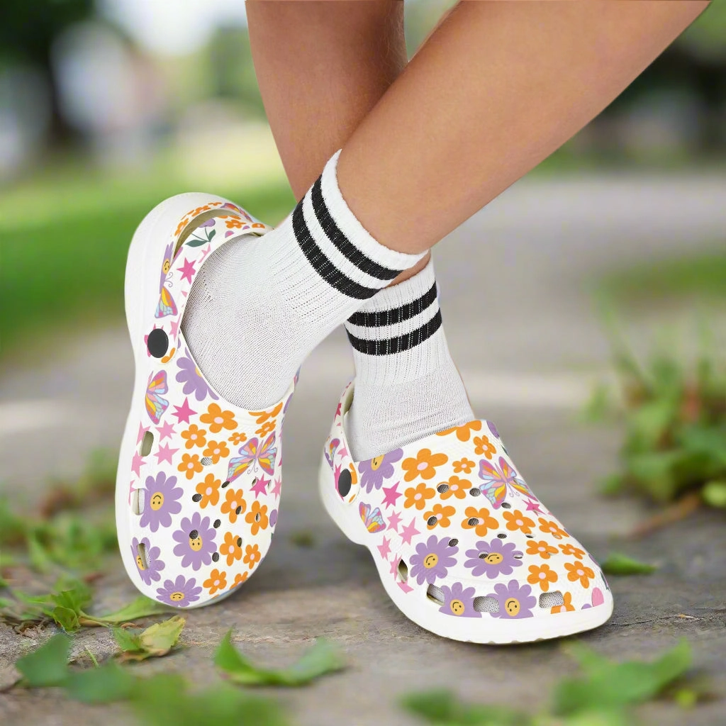 Crocodilely Casual Shoe Colorful Kids' EVA Foam Clogs with Butterflies and Flowers