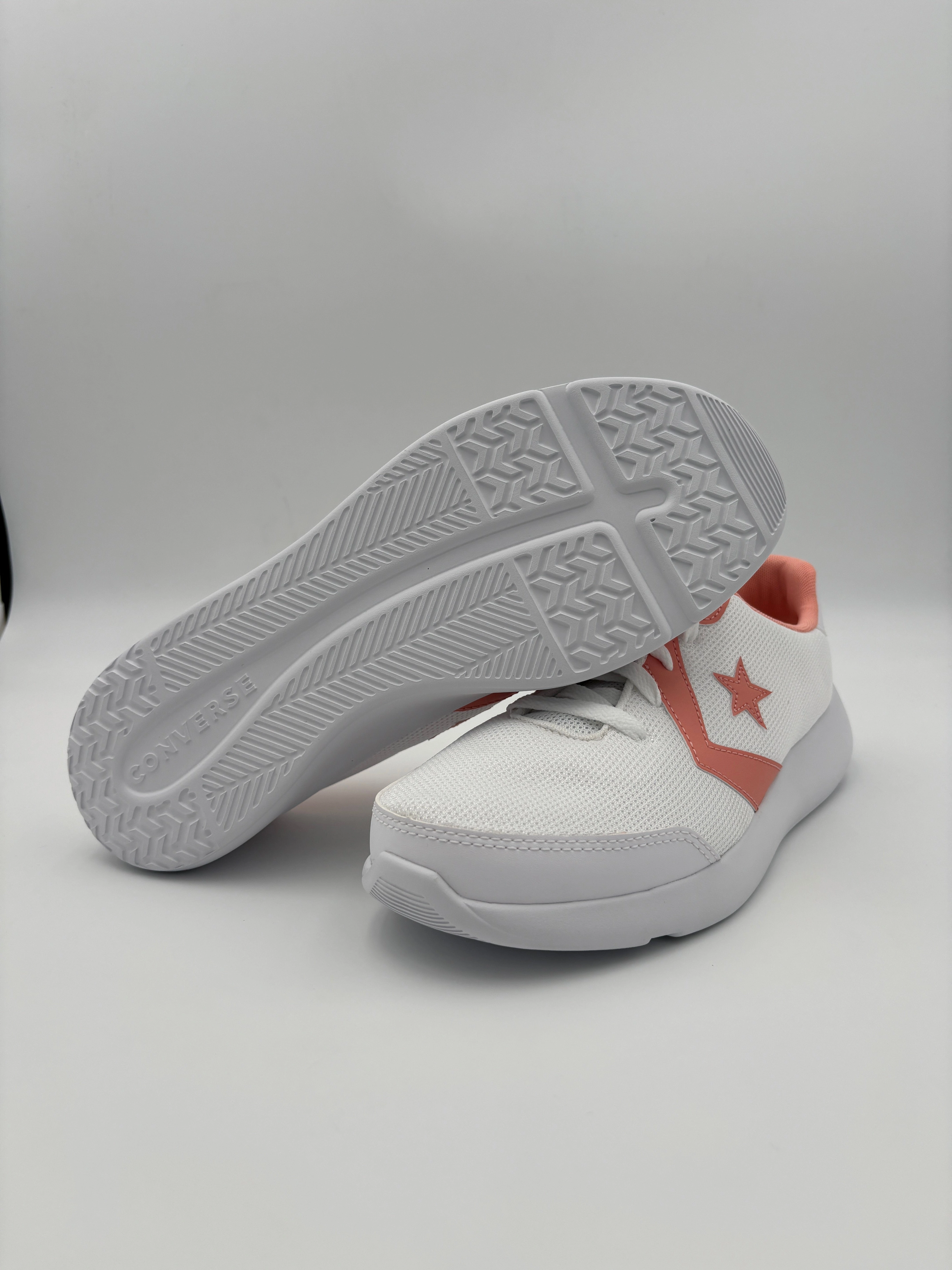 Converse Women's All-Star Run White/Pink Running Shoes Cloudswift 3 Ad Running Shoes