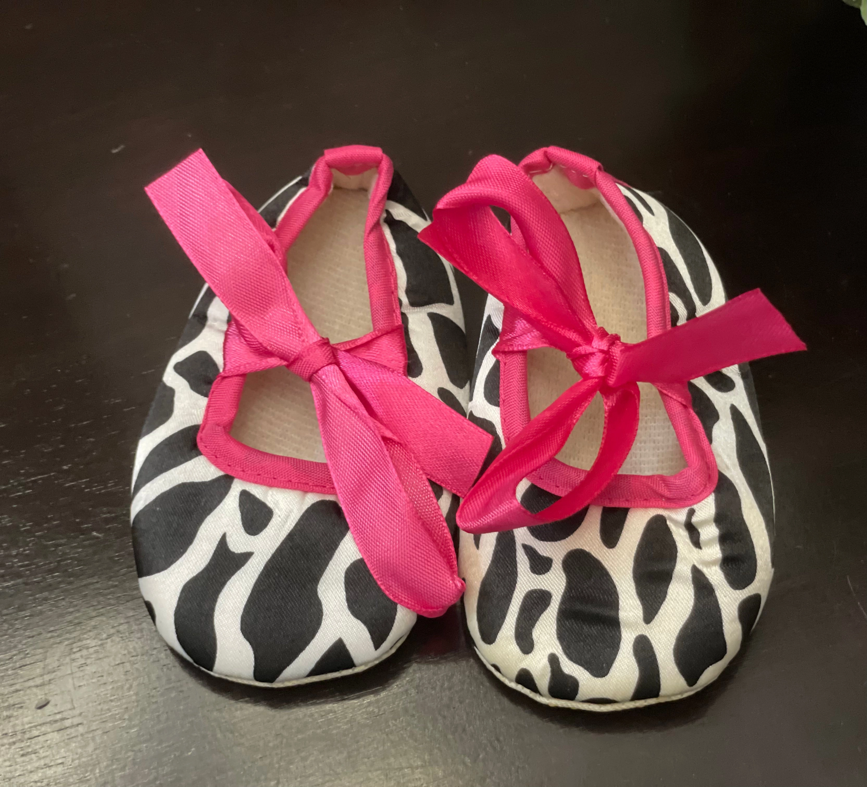 Crib Shoes (2 Color Options) Best Running Shoe High Arch