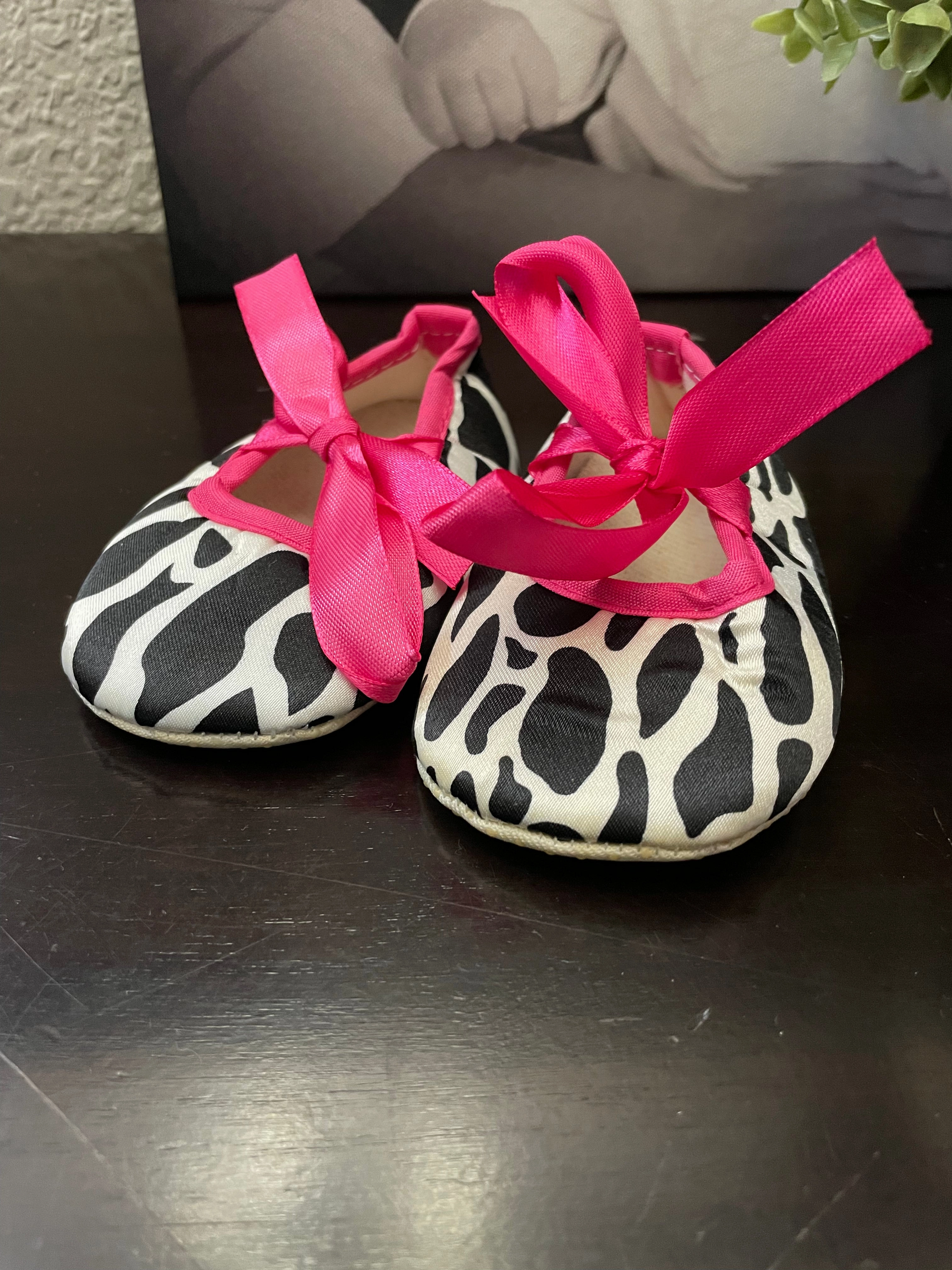 Crib Shoes (2 Color Options) Best Running Shoes For Someone With Flat Feet