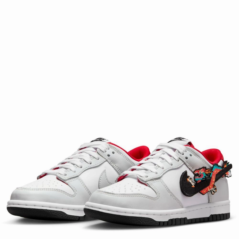 Dunk Low (Big Kid) 608 Sneakers