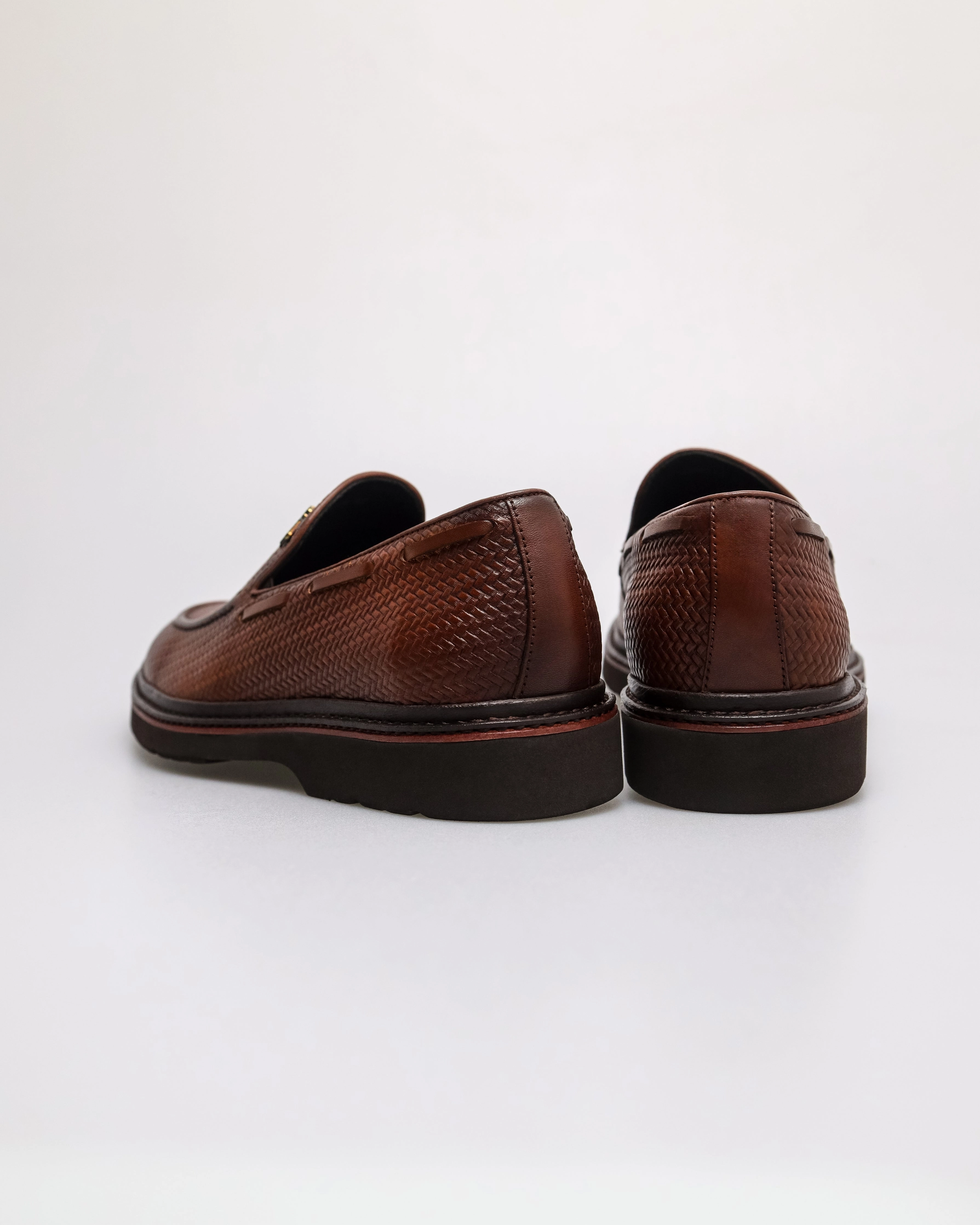 Tomaz DM014 The Joker's Dapper Tassel Loafers Eyelet Metal Sabot Loafers