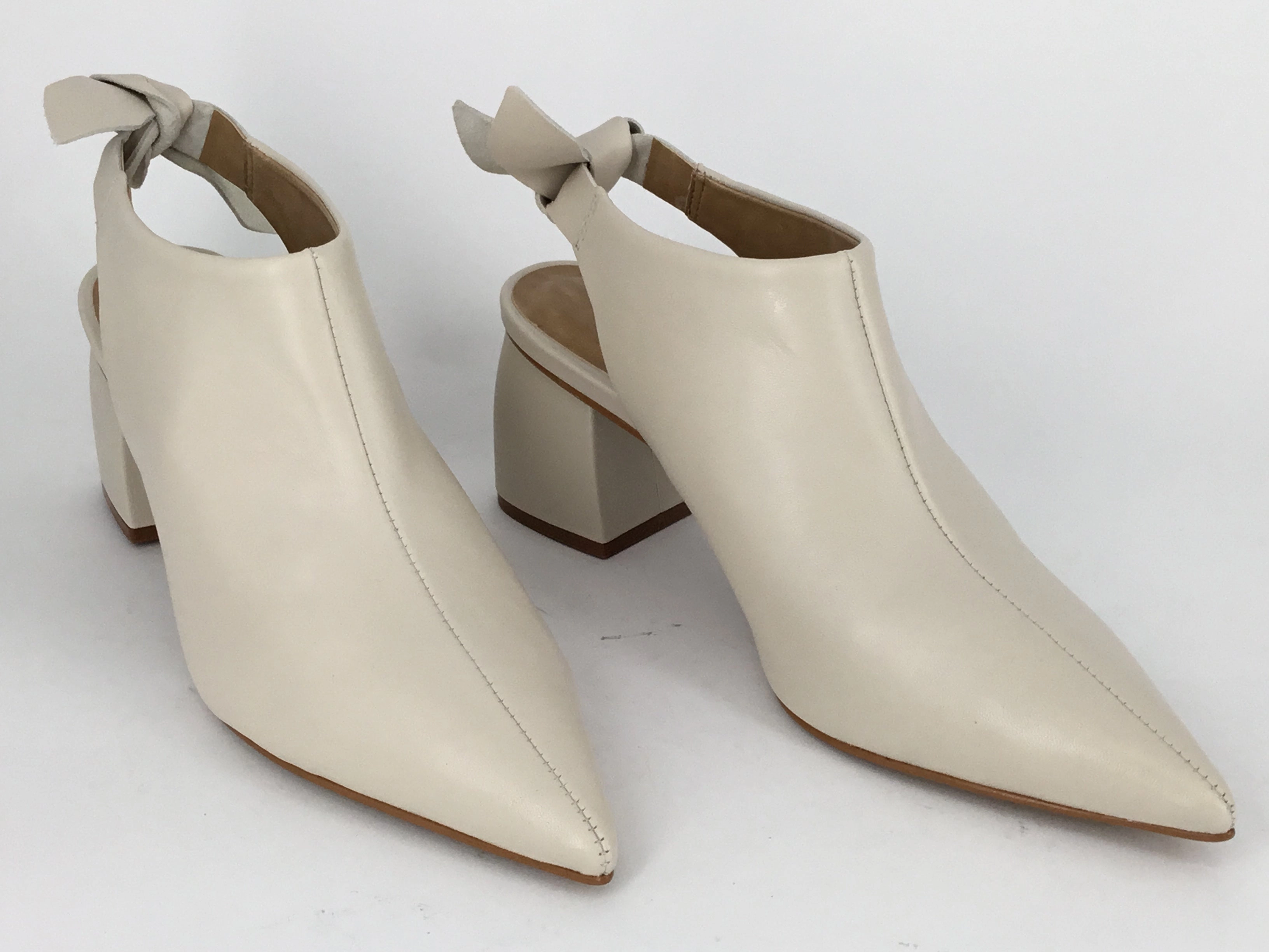 Carrano Biddy available in 4 colours Tribute Sandals