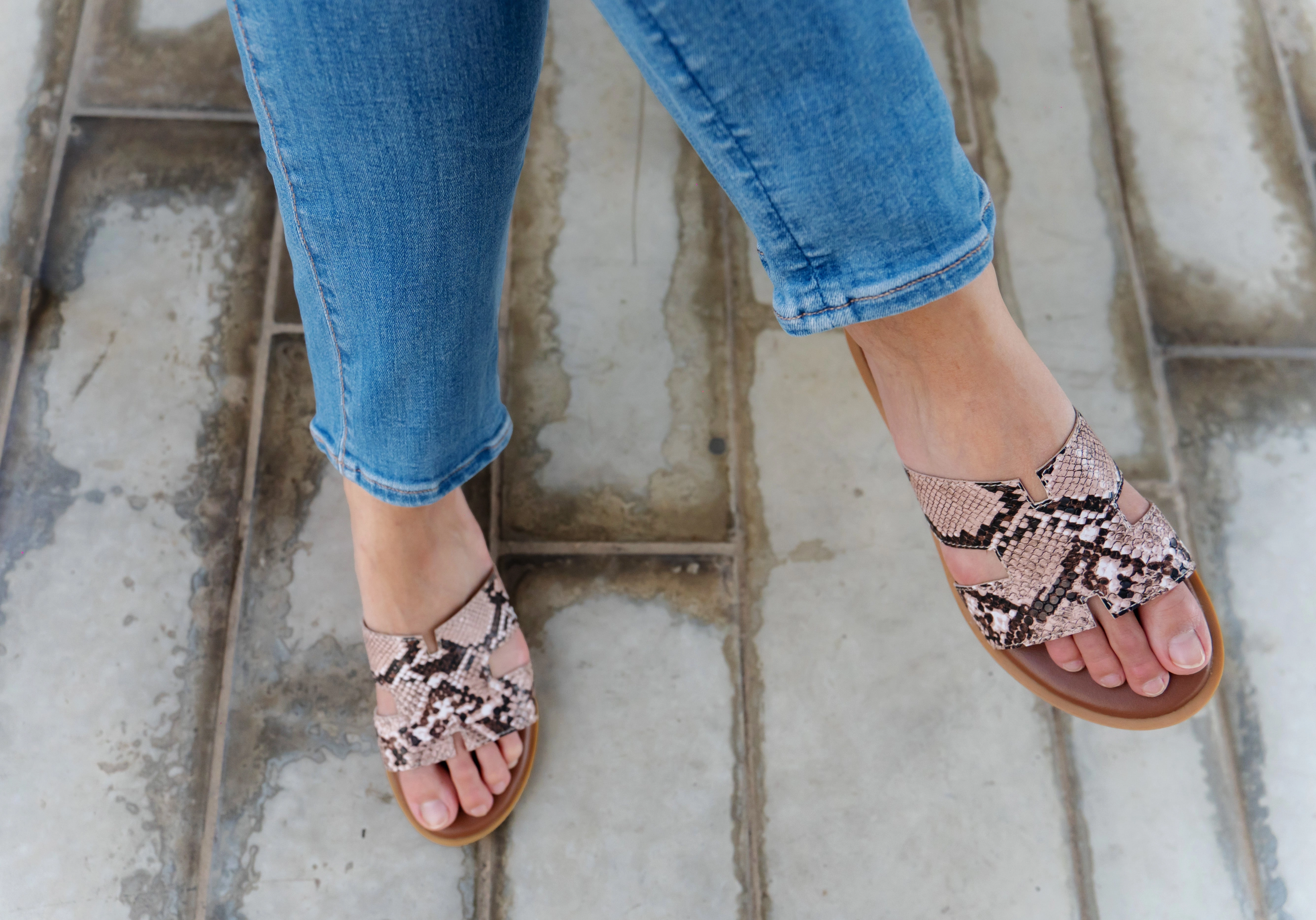 CRAFTSMAN WOMENS SANDALS Most Comfy Sandals