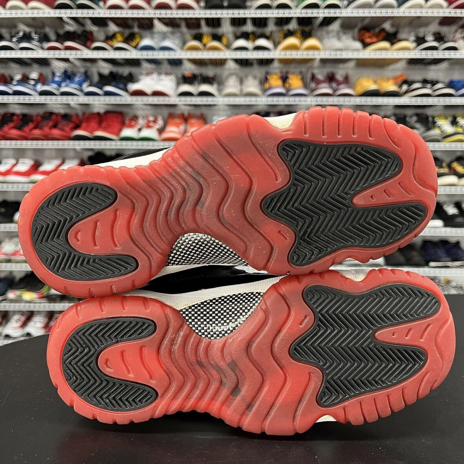 Nike Jordan 11 Retro Low Bred 2015 GS 528896-012 Youth Size 6.5Y No Insoles Asics Running Shoes Cumulus 24