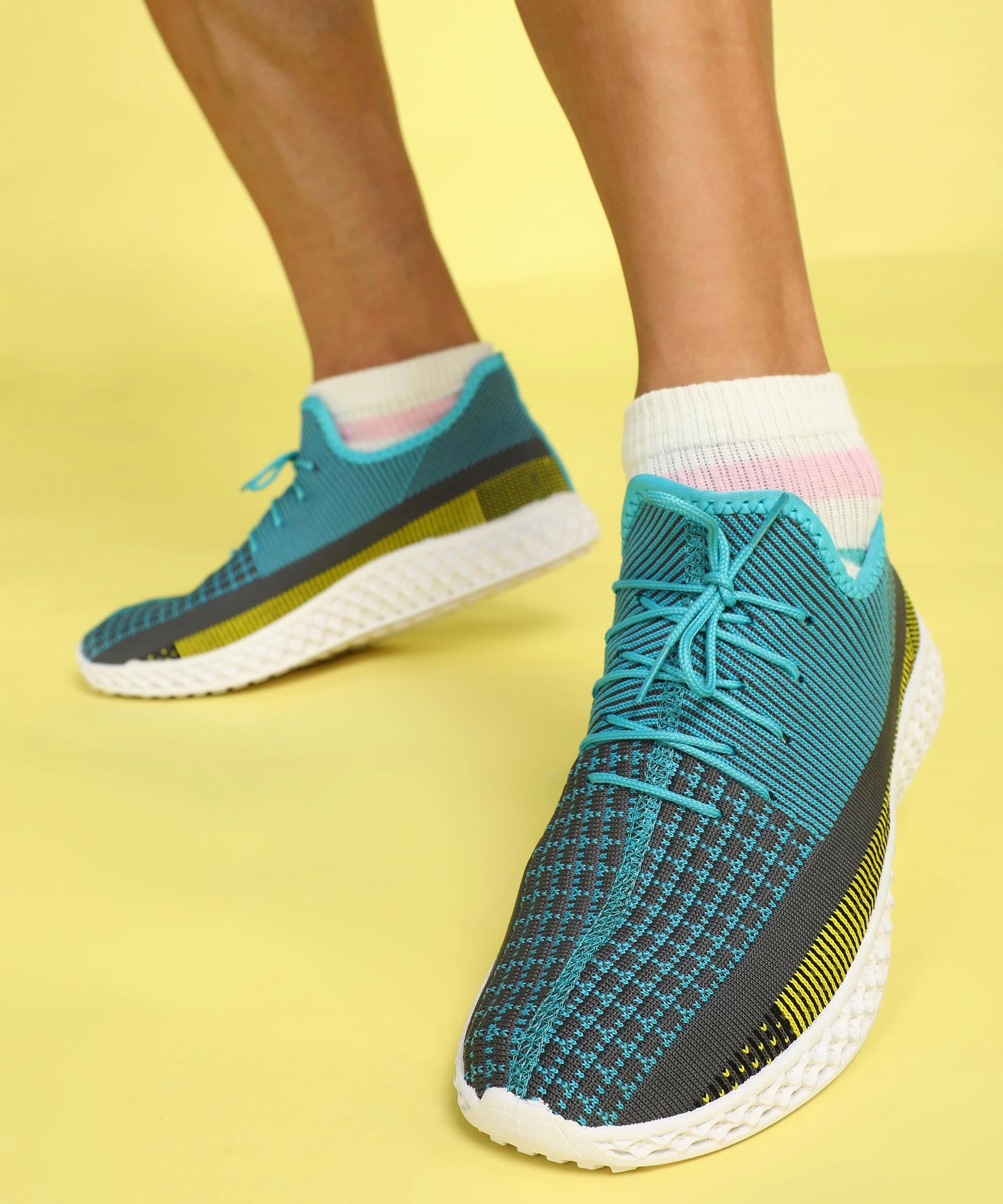 Semi Casual Shoes Paragon K1019G Men Casual Shoes | Stylish Walking Outdoor Shoes for Everyday Wear | Smart & Trendy Design  | Comfortable Cushioned Soles White