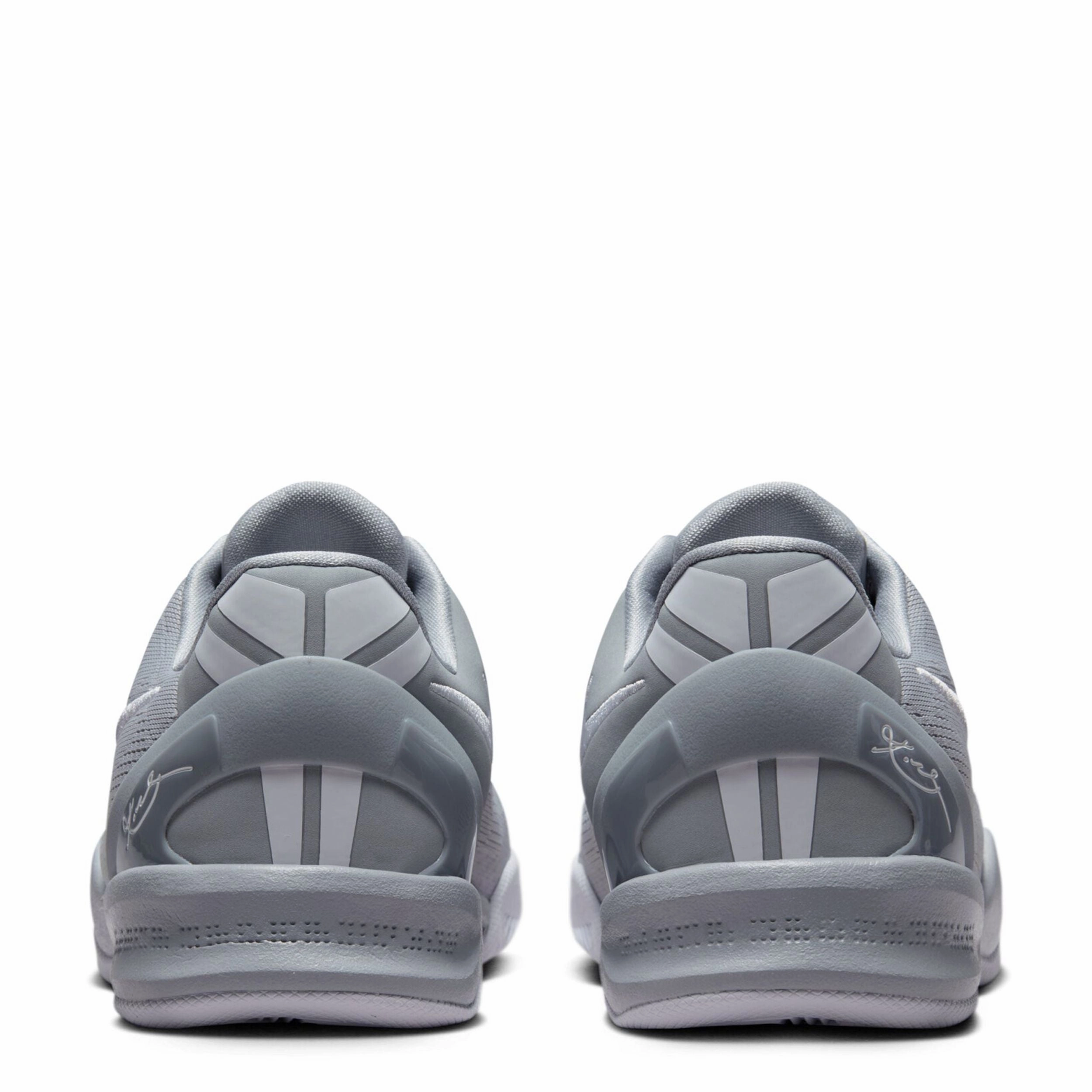 Kobe 8 (Big Kid) Asics Volleyball Sneakers