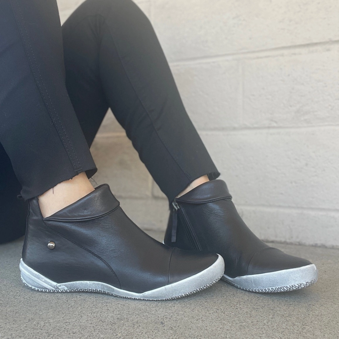 Flat Shoes Pics ANEHSA VALENTINA