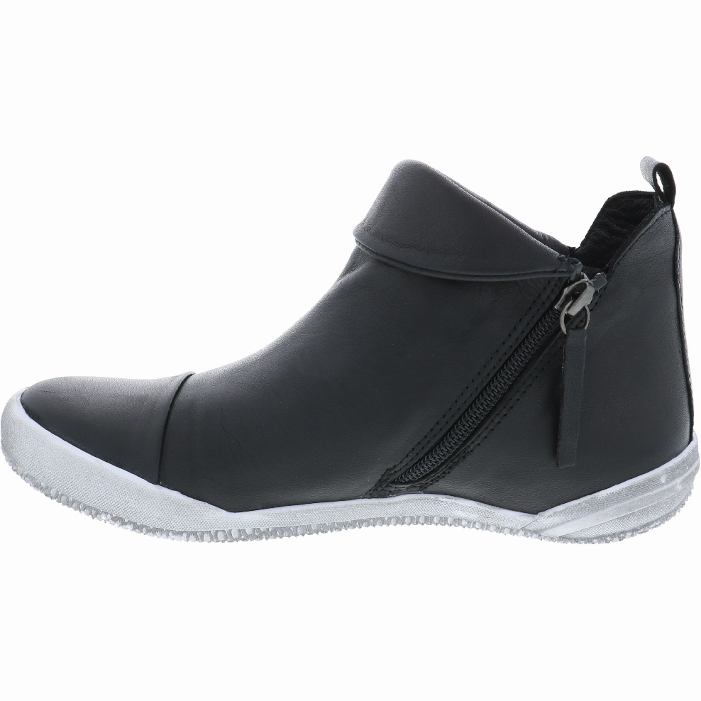 Mountain Shoes Flats ANEHSA VALENTINA