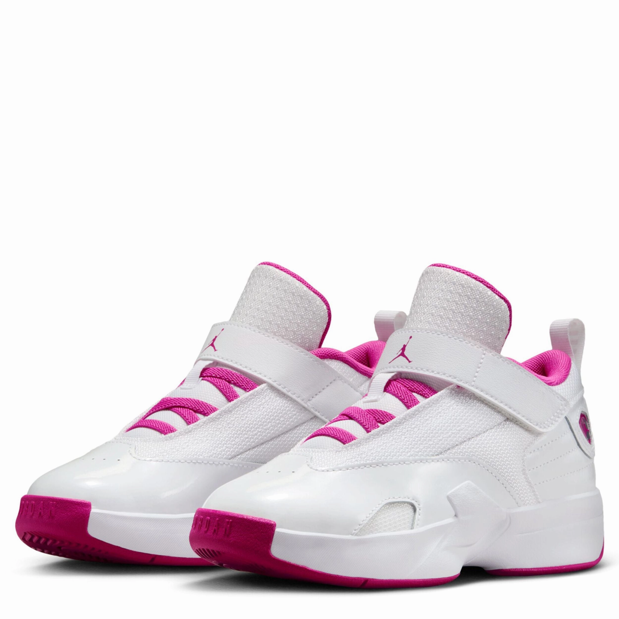 Max Aura 6 (Little Kid) Wide Running Sneakers