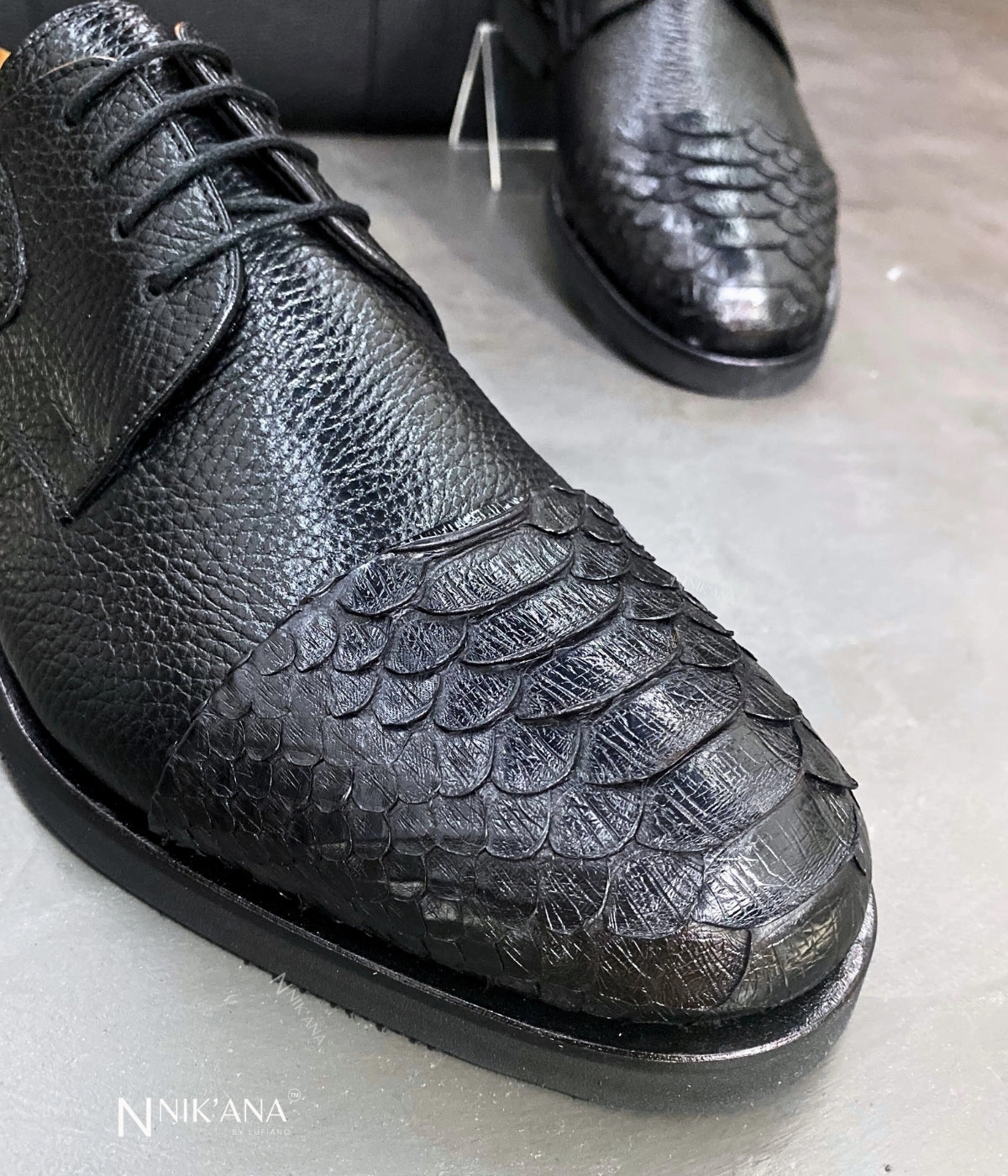 Soccer Shoes Flats iLVi082-Lace up: Black