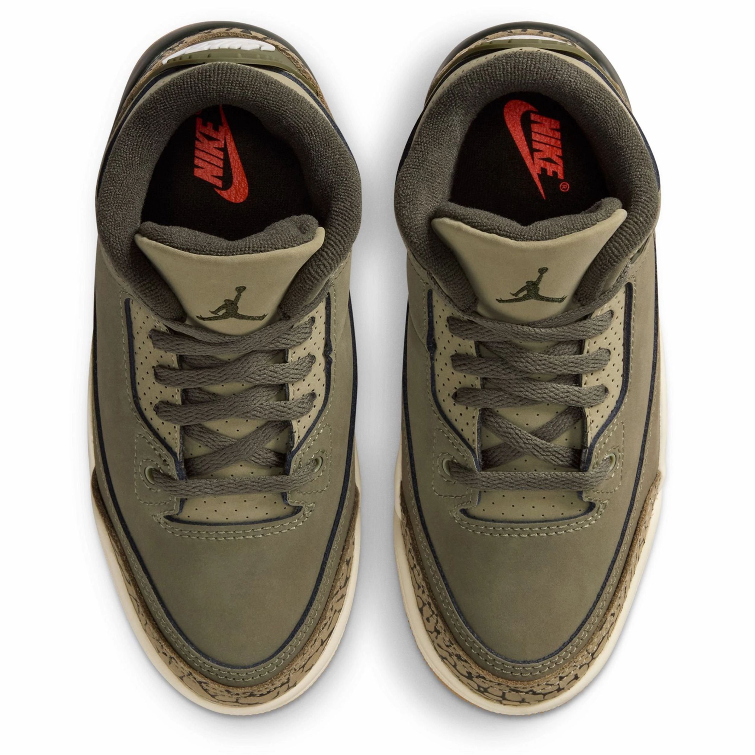 Jordan 3 Retro (Little Kid) Deflorence Sneakers