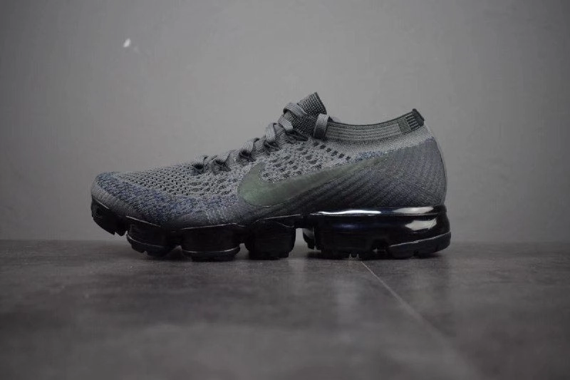 Asics Running Shoes Size 4 Nike Air VaporMax Flyknit Midnight Fog