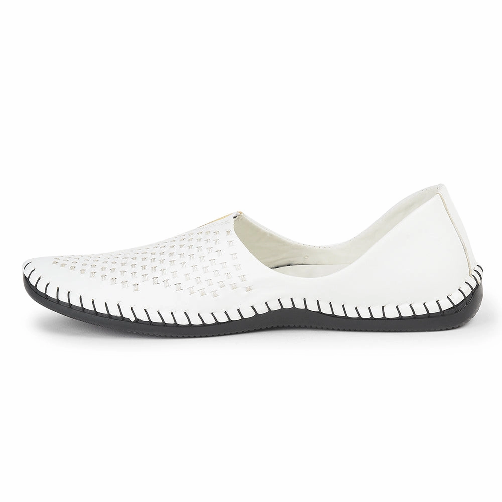 Fortune White Casual Mojari Loafers Shoes For Men AVN-40 By Liberty Dress Loafers For Men