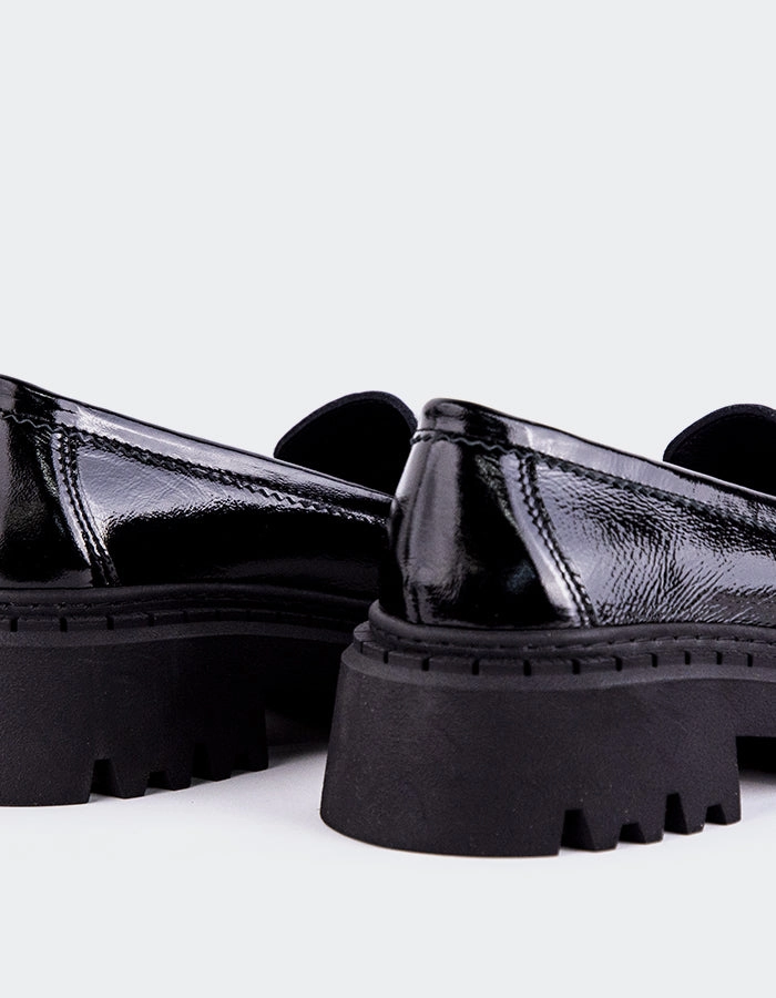 Lydia Black Patent Loafers Suede Penny