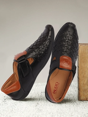 Wedding Flats And Sandals Men Black Casual Hook & Loop Sandals