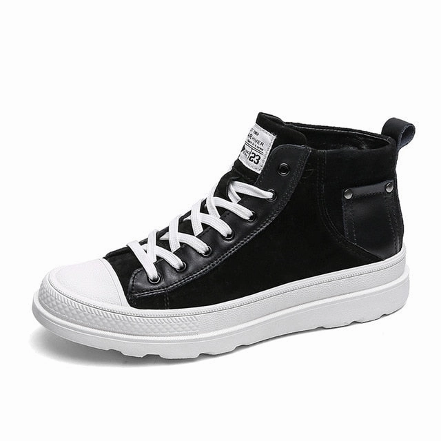 Famous Casual Shoes New Genuine Leather Casual Shoes Men Loafers Men Shoes Breathable Outdoor Training Shoes Walking sneakers 2019 New