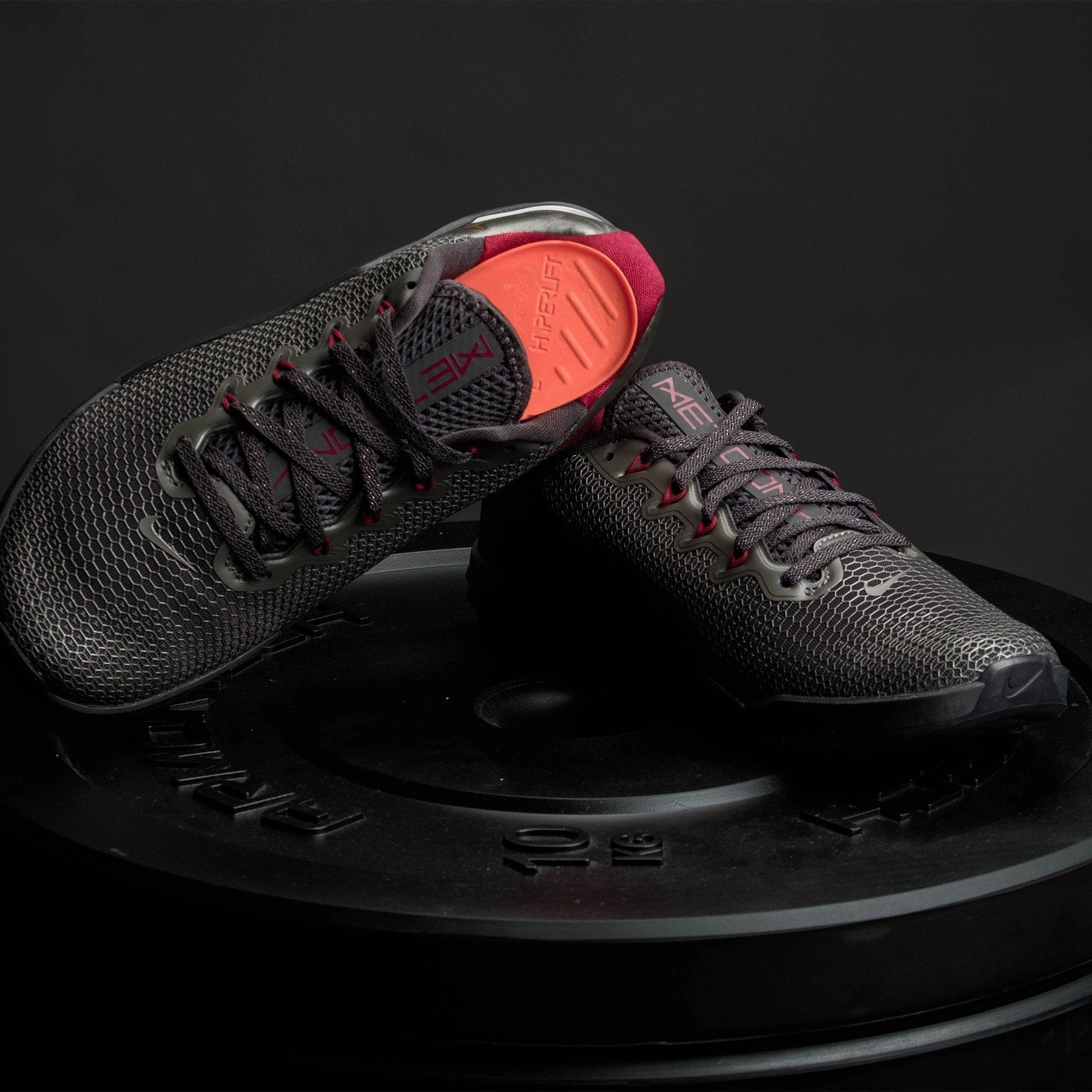 Nike - Metcon 5 Premium Women's Training Shoes - THUNDER GREY/METALLIC GOLD/NOBLE RED Asics Running Shoes Gel Kayano 25