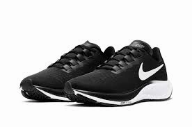 Nike Air Zoom Pegasus 37 Women  Black/White Classic Running Shoes