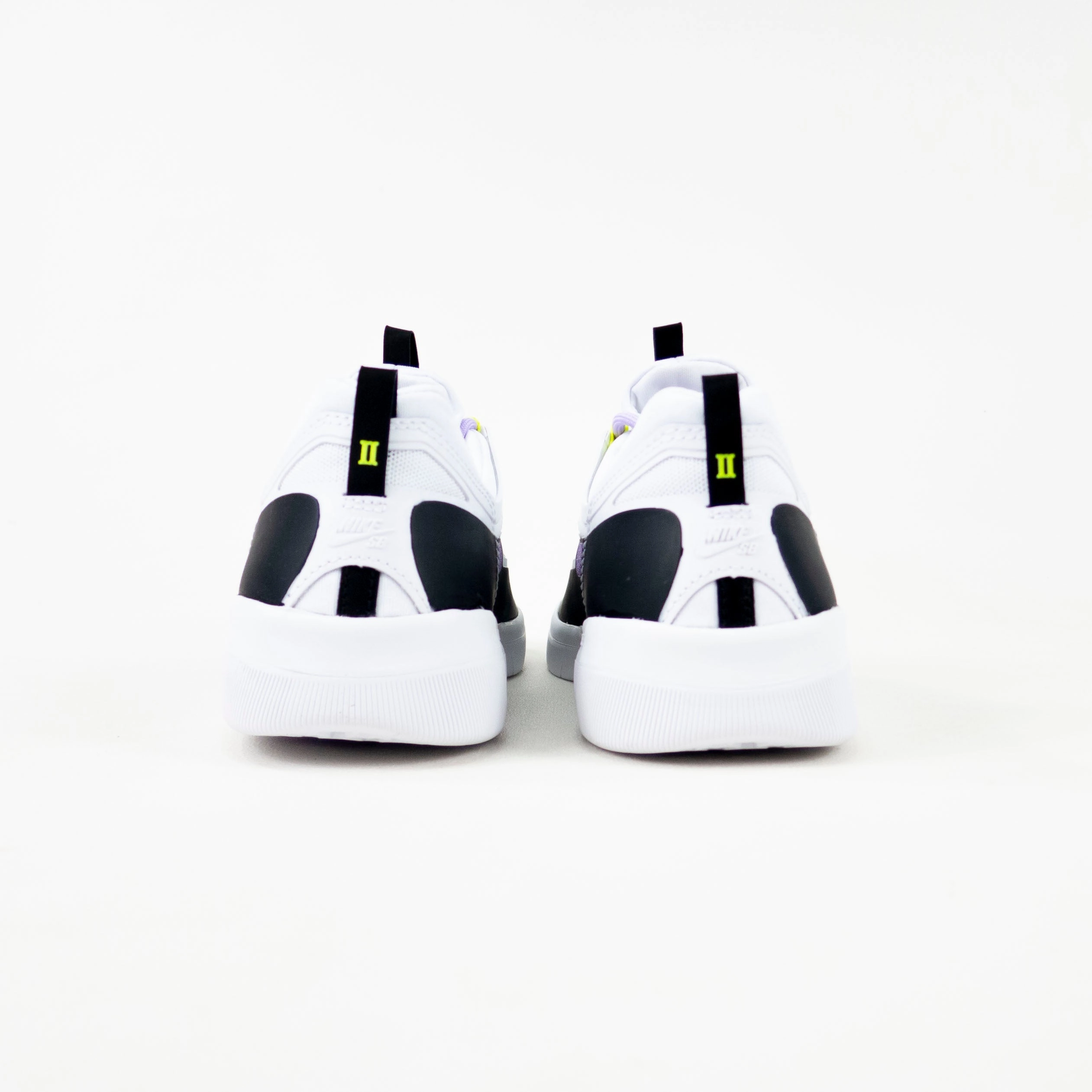 Asics Tartherzeal 6 Running Shoes Nike SB Nyjah Free 2 Shoes - Black/Wild Berry-White-Lilac (009)