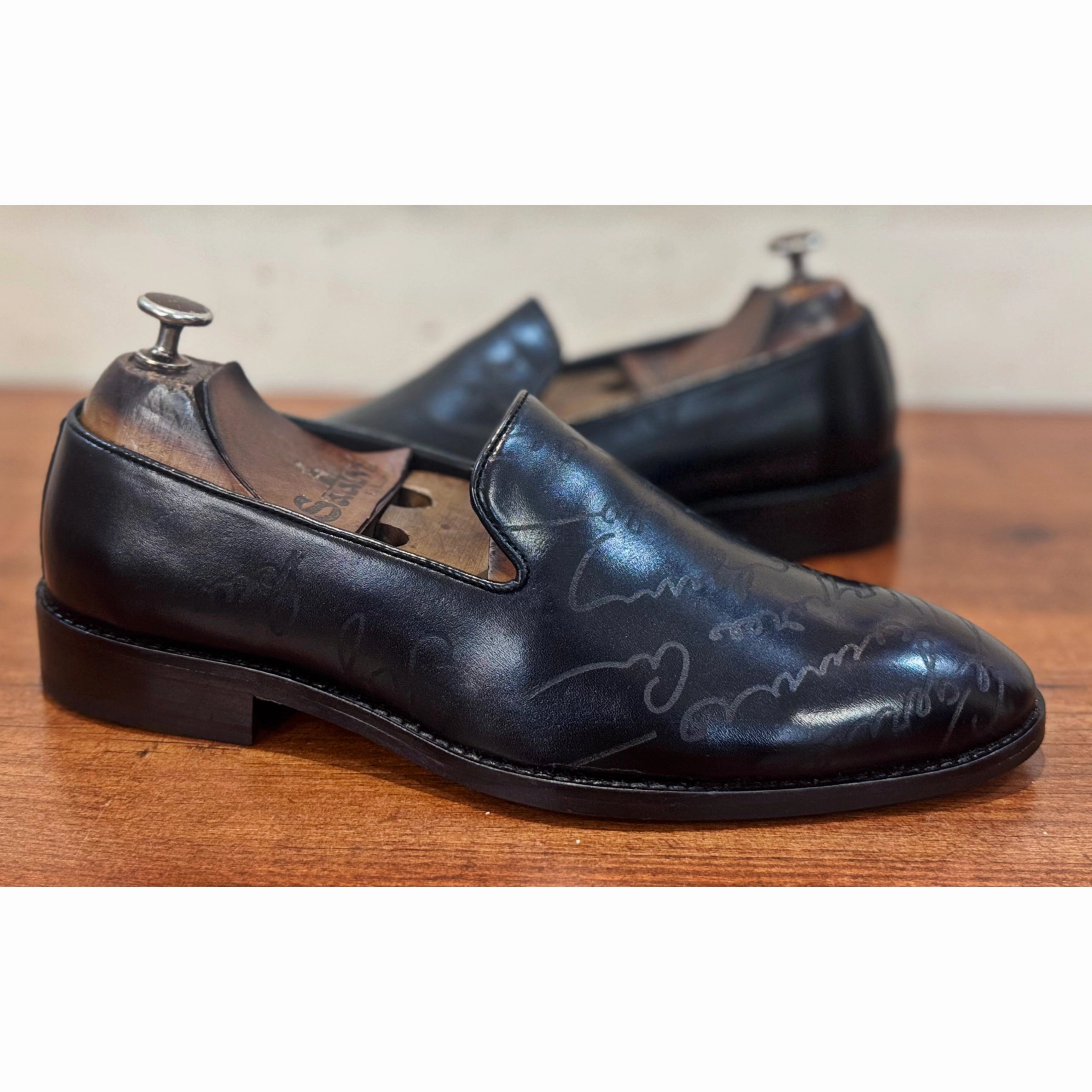Black Signature Loafers Oxford Loafers