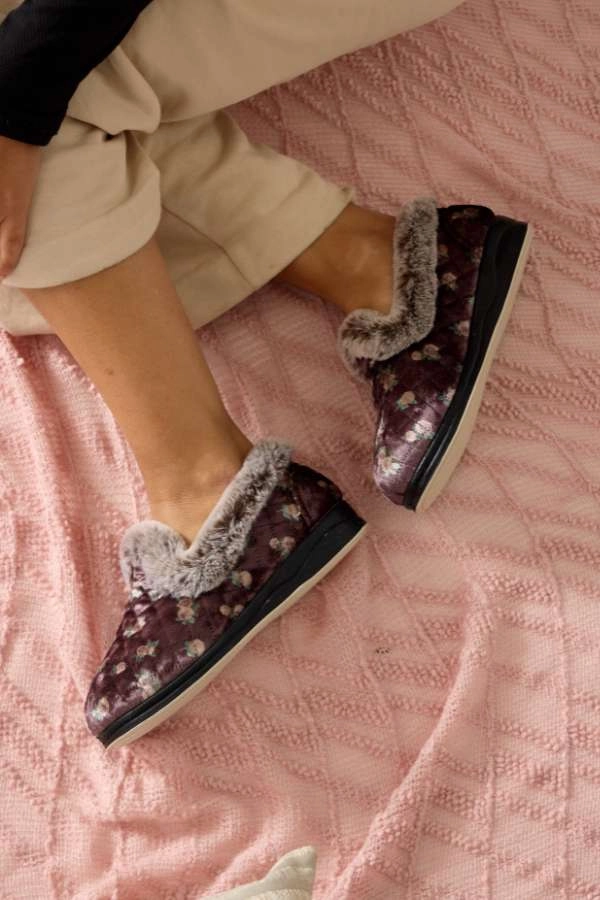 Free Crochet Pattern Slippers Panda Emille Women's Slippers - Mushroom Floral