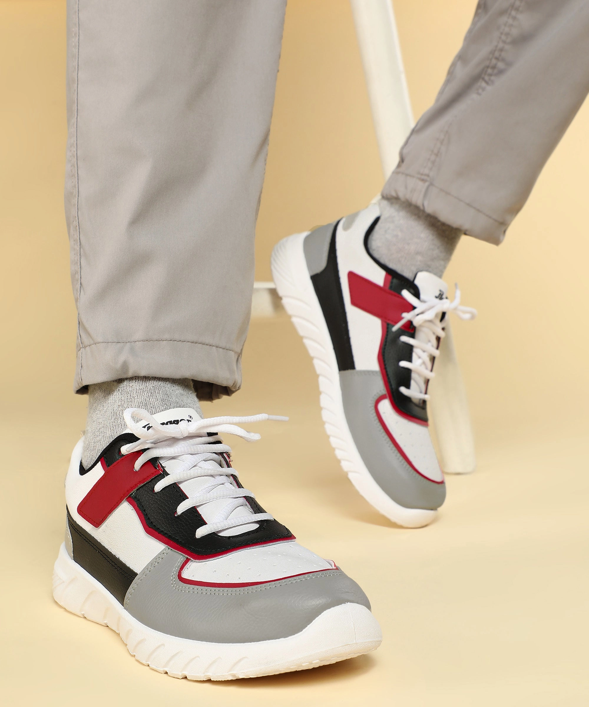 Casual Shoes Online Shop Paragon K1022G Men Casual Shoes | Stylish Walking Outdoor Shoes for Everyday Wear | Smart & Trendy Design  | Comfortable Cushioned Soles White