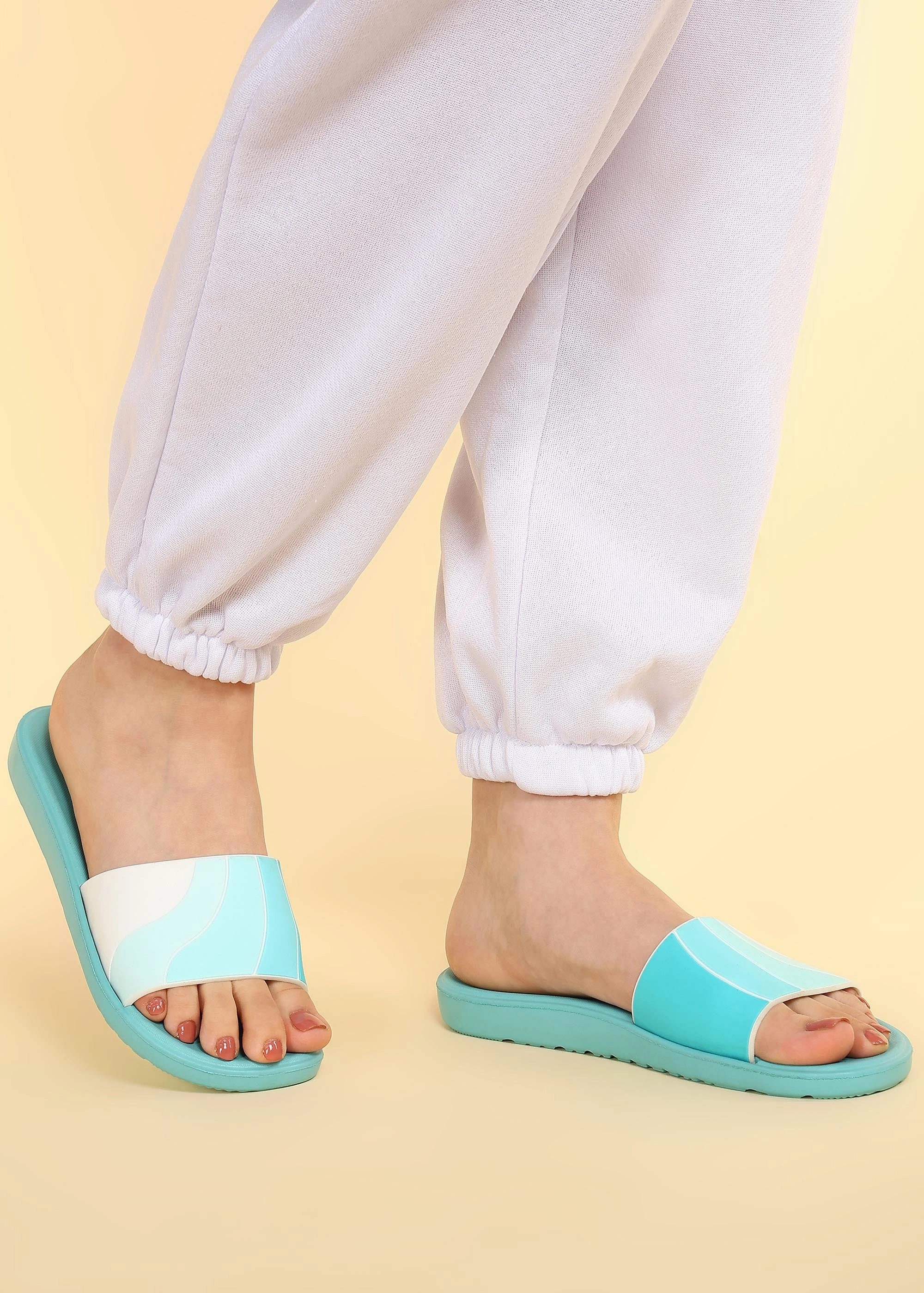 Paragon Women's Ice Green Sliders with Cushioned Sole for Everyday Use Camouflage Flip Flops