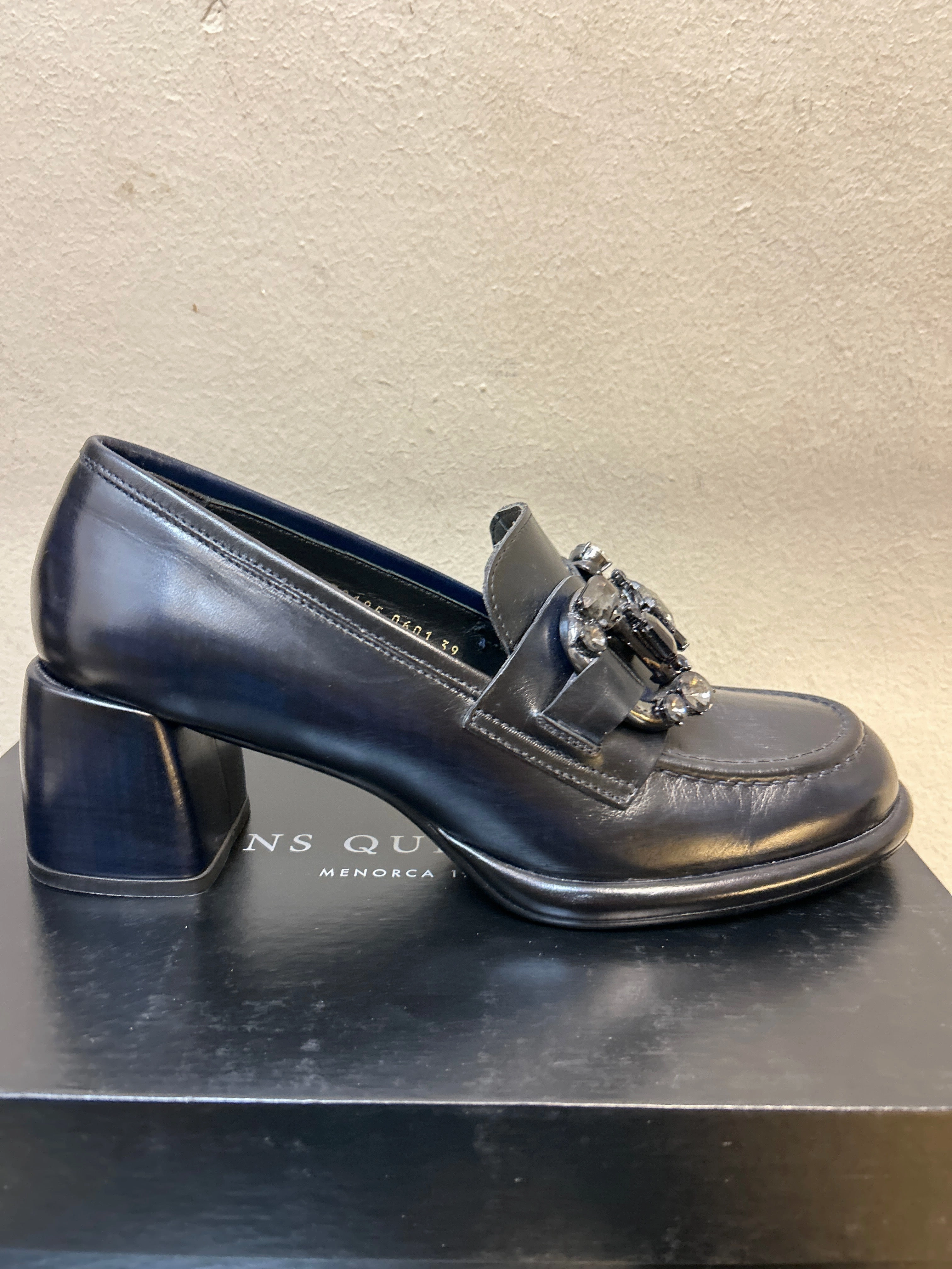 PONS QUINTANA | WOMEN'S LOAFERS | EMILIA ROYAL NEPAL BLACK | Gucci Rubber Loafers