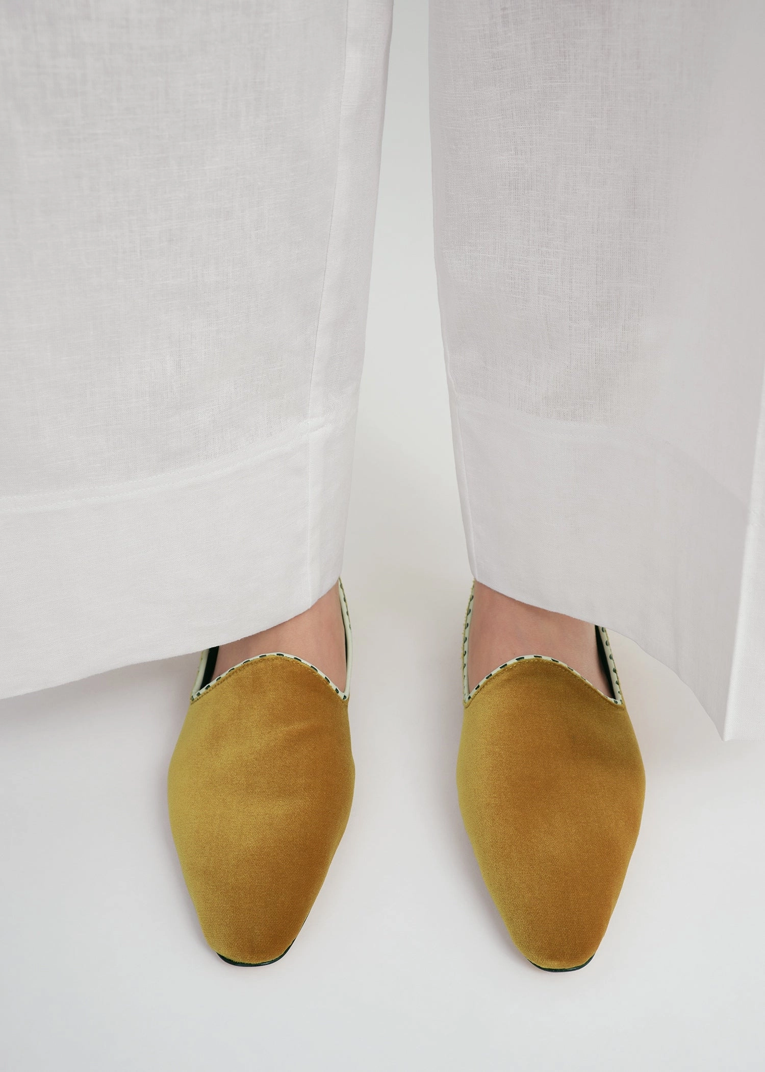 Velvet venetian slippers saffron Cartoon Slippers