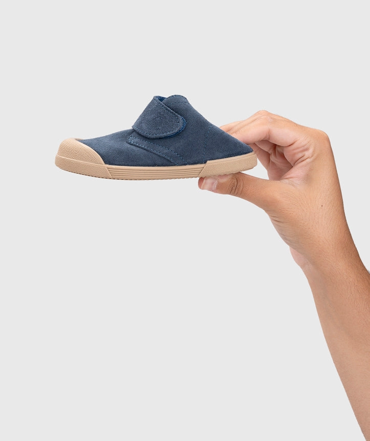 Top Dress Shoes Igor Boy's and Girl's Barefoot Tui Chukka Boots - Jeans