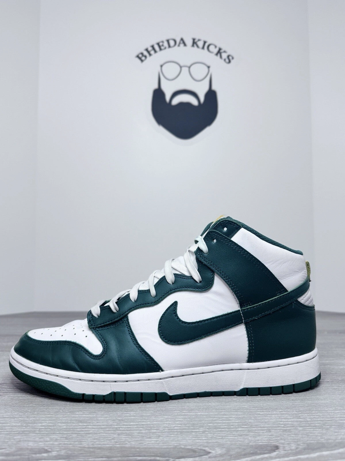 Size 12 - Nike Dunk High Australia White Green Yellow DD1399-300 Preowned Asics Shoes Gt 2000 4