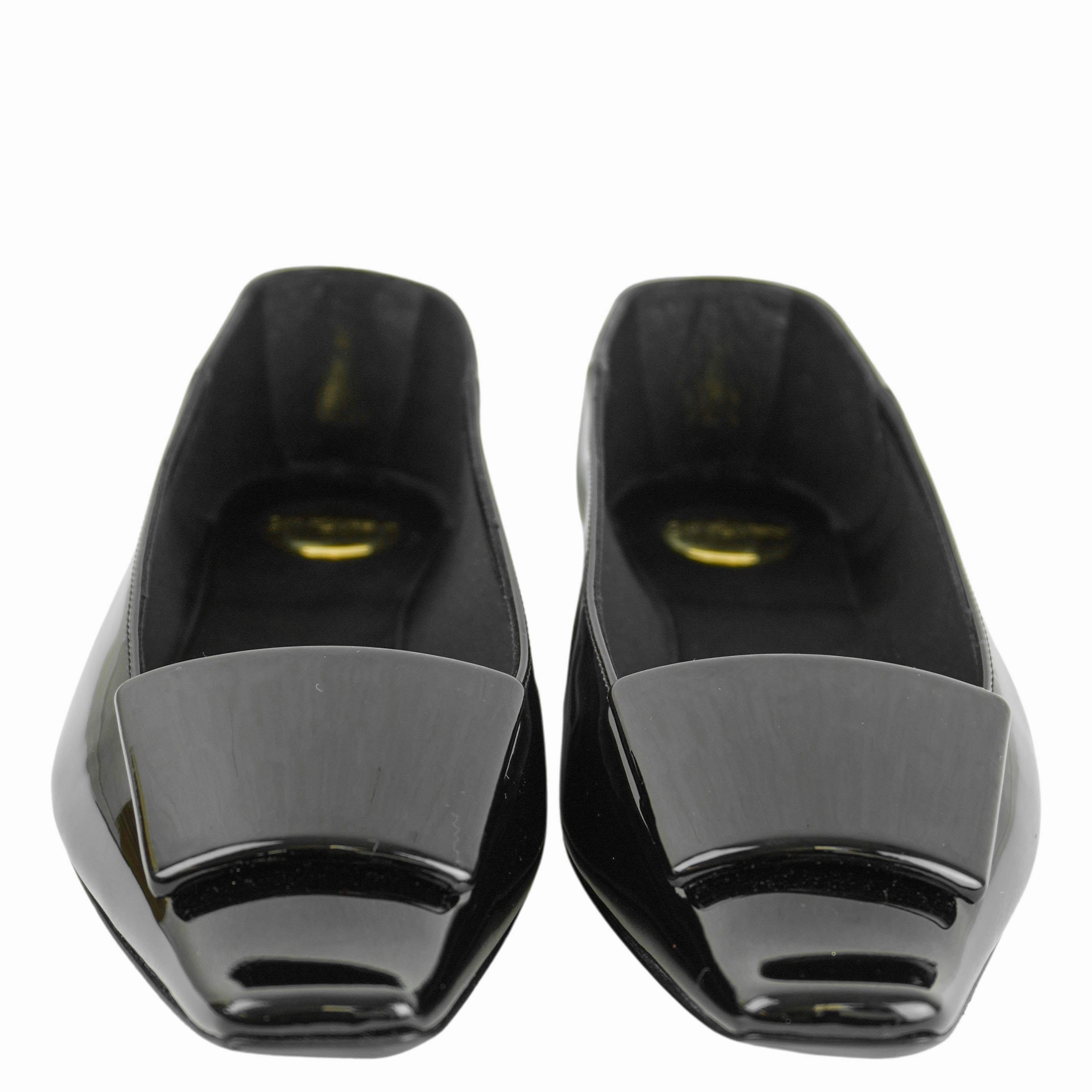 Saint Laurent Poppy Patent Leather Flats in Black Good Shoes For Flat Feet Standing All Day