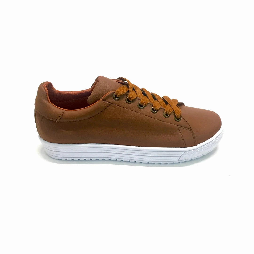 Sneakers Drawing SALE. Woman CLASSIC sneakers. Brown