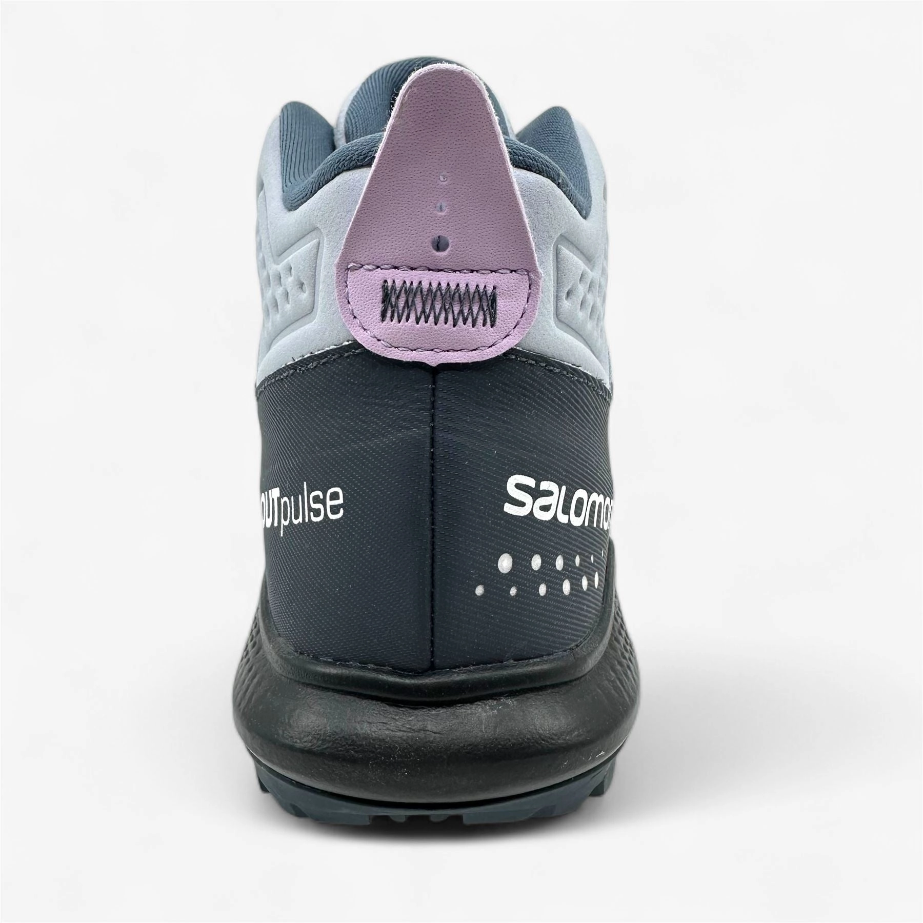 Salomon OUTpulse Mid GTX Arctic Ice India Ink Orchid Womens Size 7 Gore-Tex Sneaker Tennis Shoes Vs Running Shoes