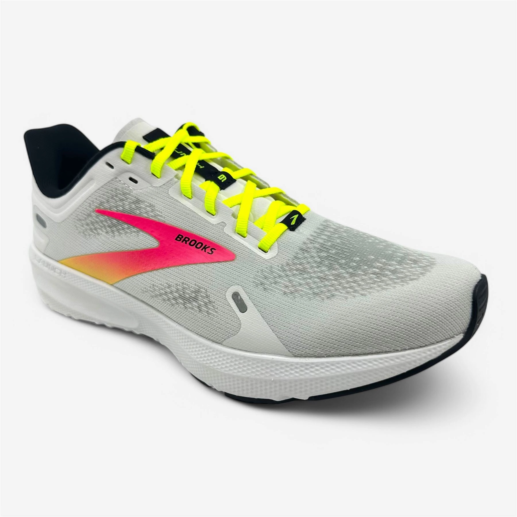 Brooks Launch 9 White Pink Nightlife Mens Athletic Speed Sneaker Steel Toe Tabi Running Shoes